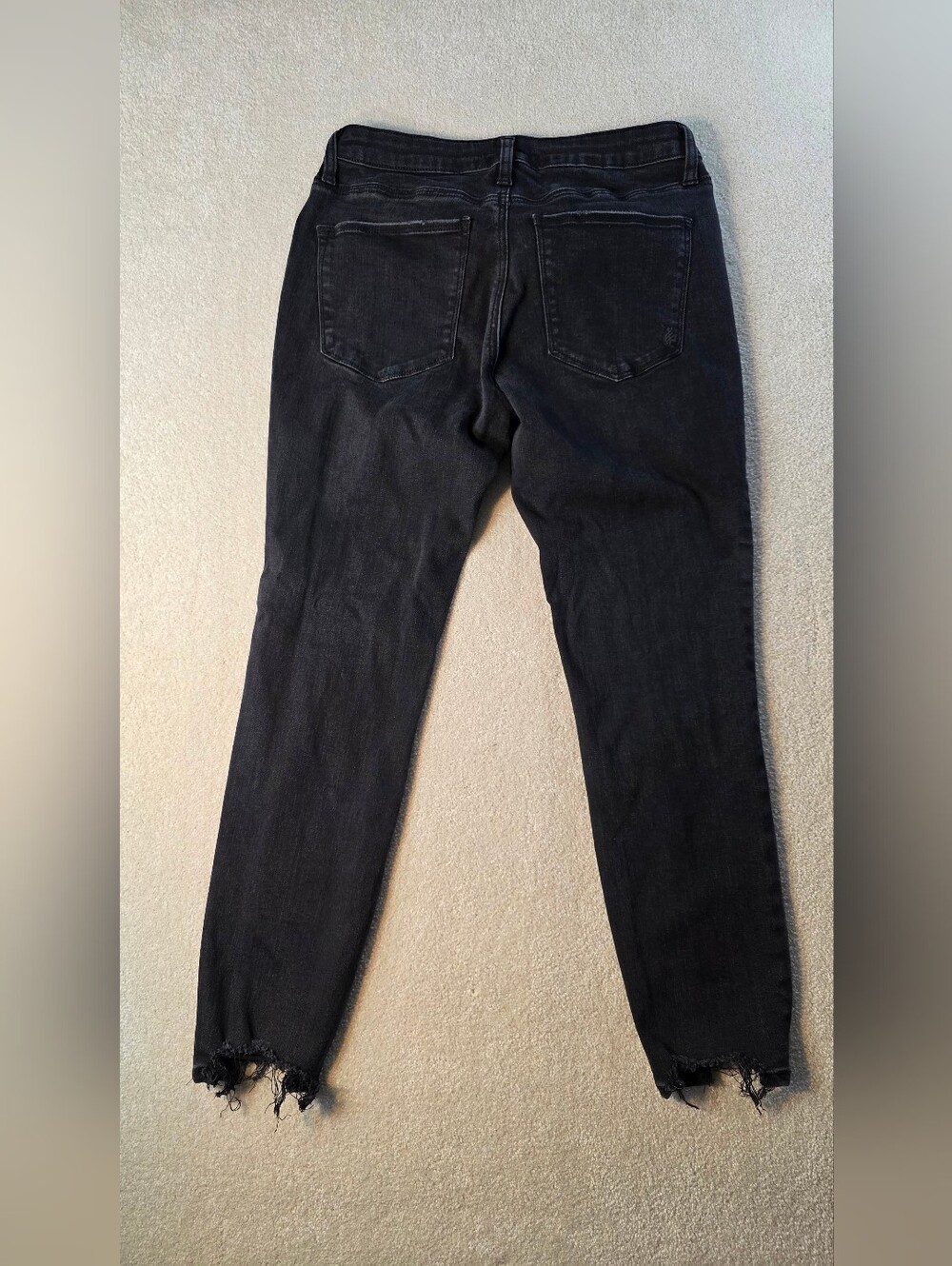 Silver Most Wanted Skinny Black Distressed Mid Rise Raw Hem Jeans Womens 30 - Picture 7 of 7